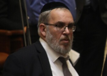 ח"כ אשר לרמטכ"ל לשעבר: שפלות כמו שלך ספק אם יש במשמרות המהפכה