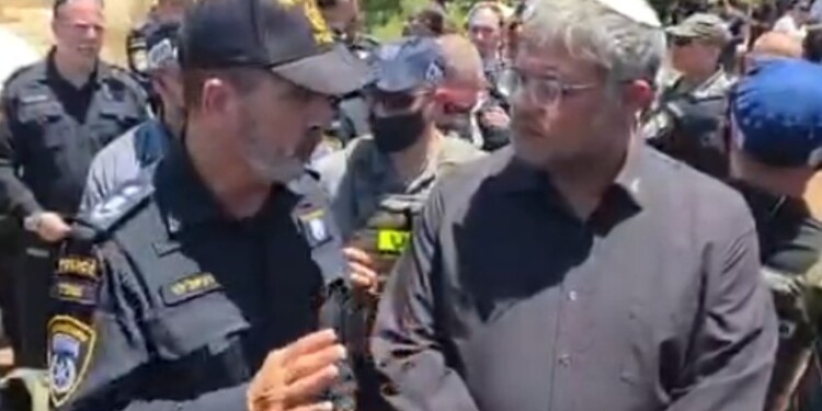 בן גביר על אלימות השוטרים: המפכ"ל רוצה לרצות את השלטון הבא