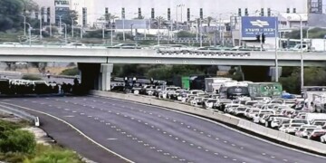 הרצ"פניקים הפתיעו והחלו בהפגנות כבר הבוקר עם חסימת כביש 4