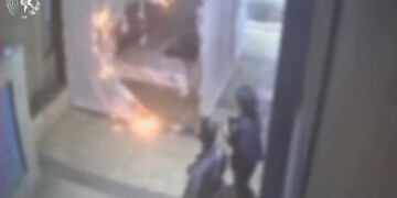 צפו: עם הכתב אישום בא גם התיעוד של הערבי מצית סוכה