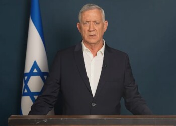 גנץ בהצהרה: ״אני רץ עד הסוף"