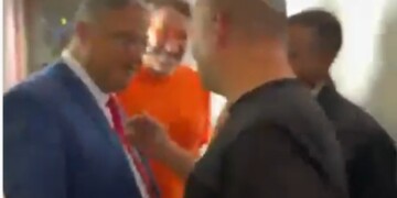 צפו: בן גביר פגש בבנט והציע לו לבוא לעימות – כך זה נגמר