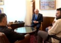 נתניהו נפגש עם גיבורי הטיסה מדובאי "צריך ללמוד מכם"