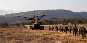 הטיול שהסתים באסון; תלמיד אסף נפל שהתפוצץ על הקבוצה