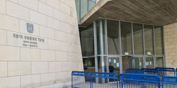 השופטת הורתה לשחרר מיידית את העצורים מגרמניה שתיעדו את הכלא