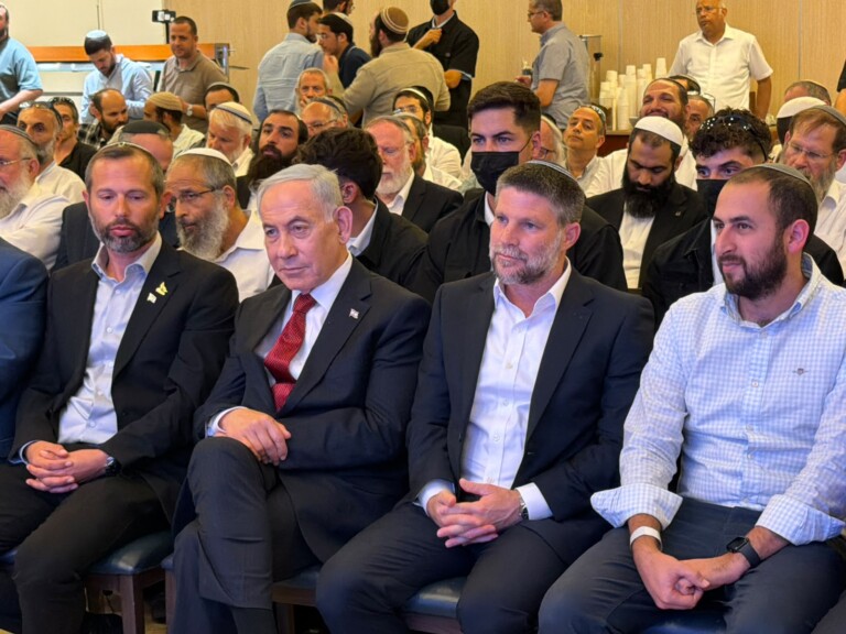 נתניהו וסמוטריץ נפגשו עם מאות רבנים בכדי להניע מצביעים