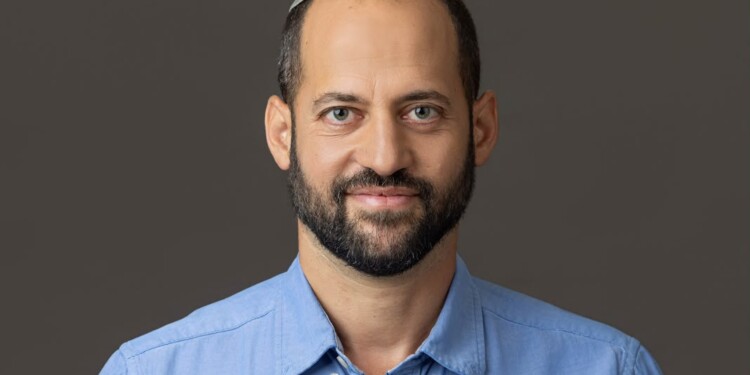 מכה לוינטר: דוידי בן ציון הודיע על פרישה מהתמודדותו לכנסת