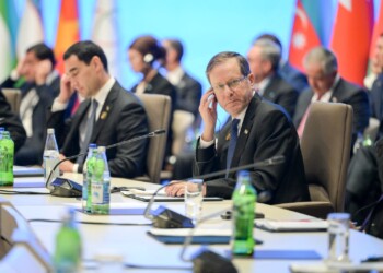 הנשיא הרצוג בבאקו: שלום אינו יכול להתקיים לצד טרור