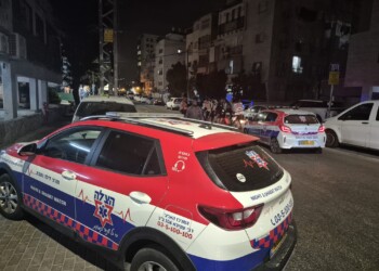 בני ברק: רוכב אופנוע פונה הלילה במצב בינוני לאחר תאונת דרכים