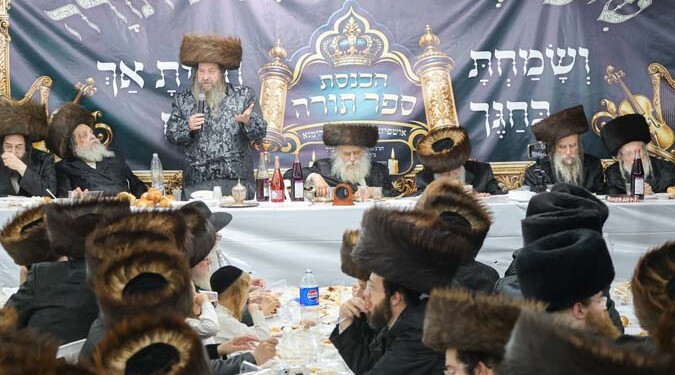 הכנס"ת וסעודת אושפיזין בביהמ"ד מאקווא בקרית אתא